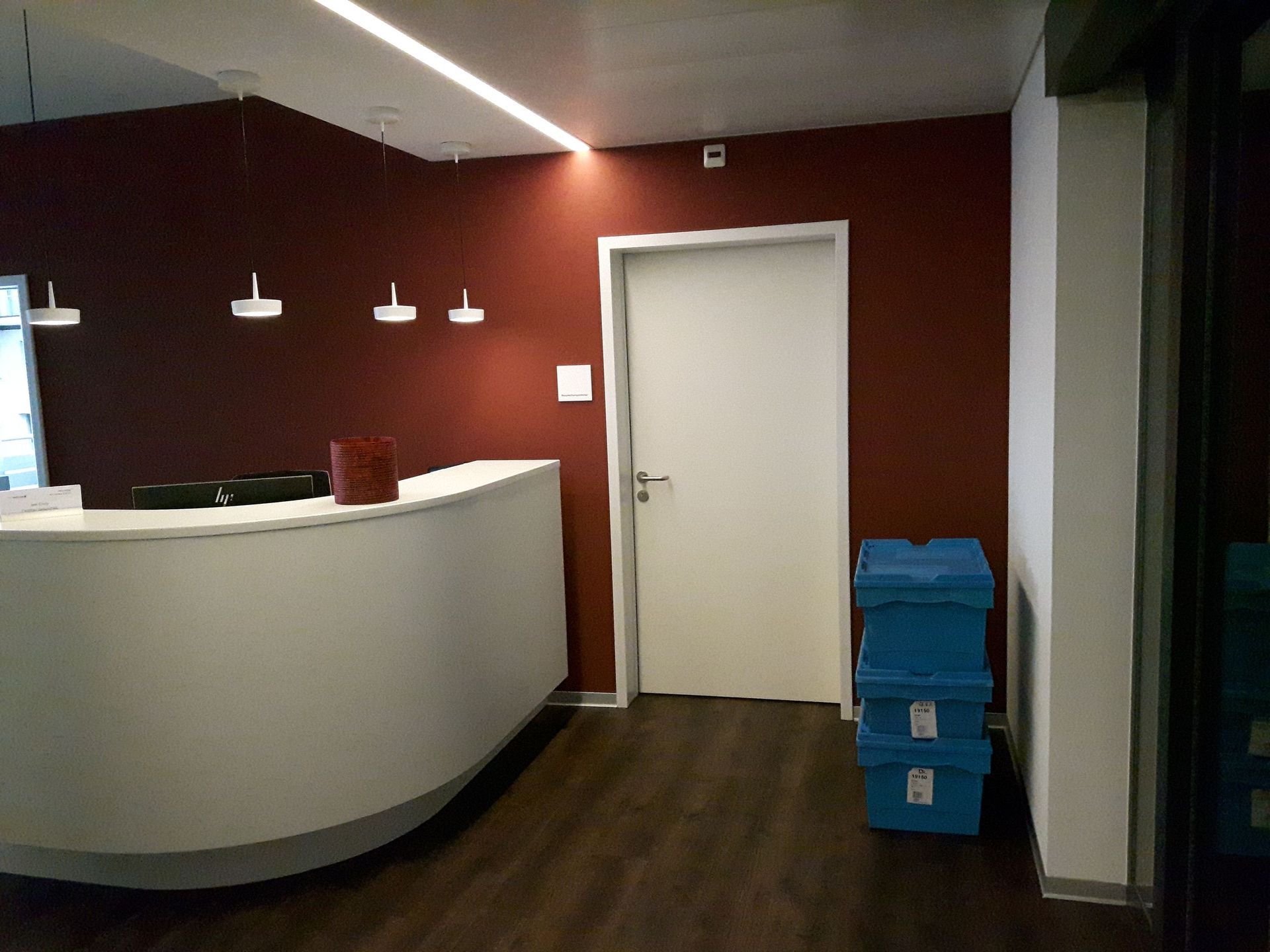 Glasfasertapeten und Farbkonzept Brustzentrum Hirslanden.1 - G. Padula GmbH