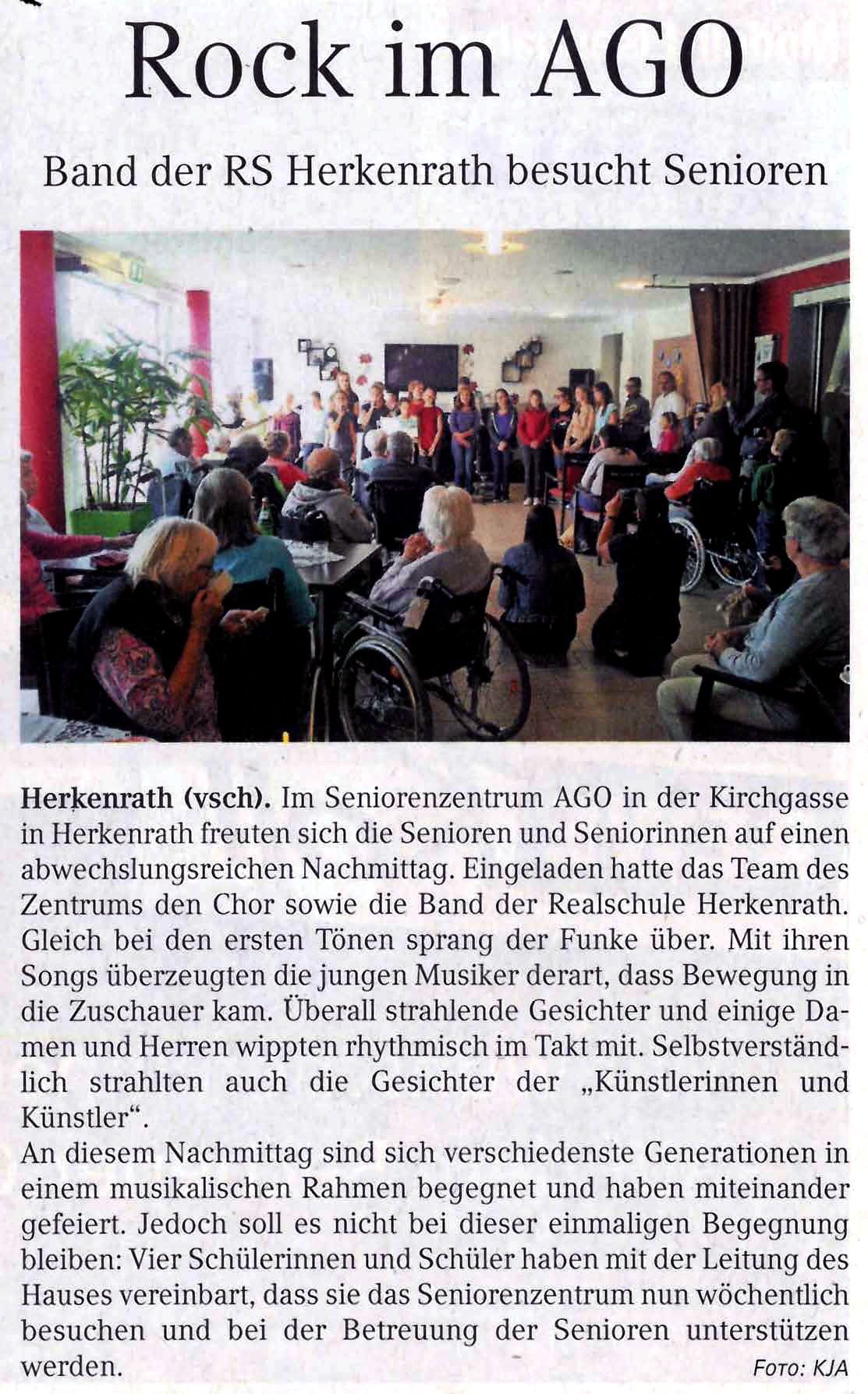 Pressebericht - Band der RS Herkenrath besucht Senioren