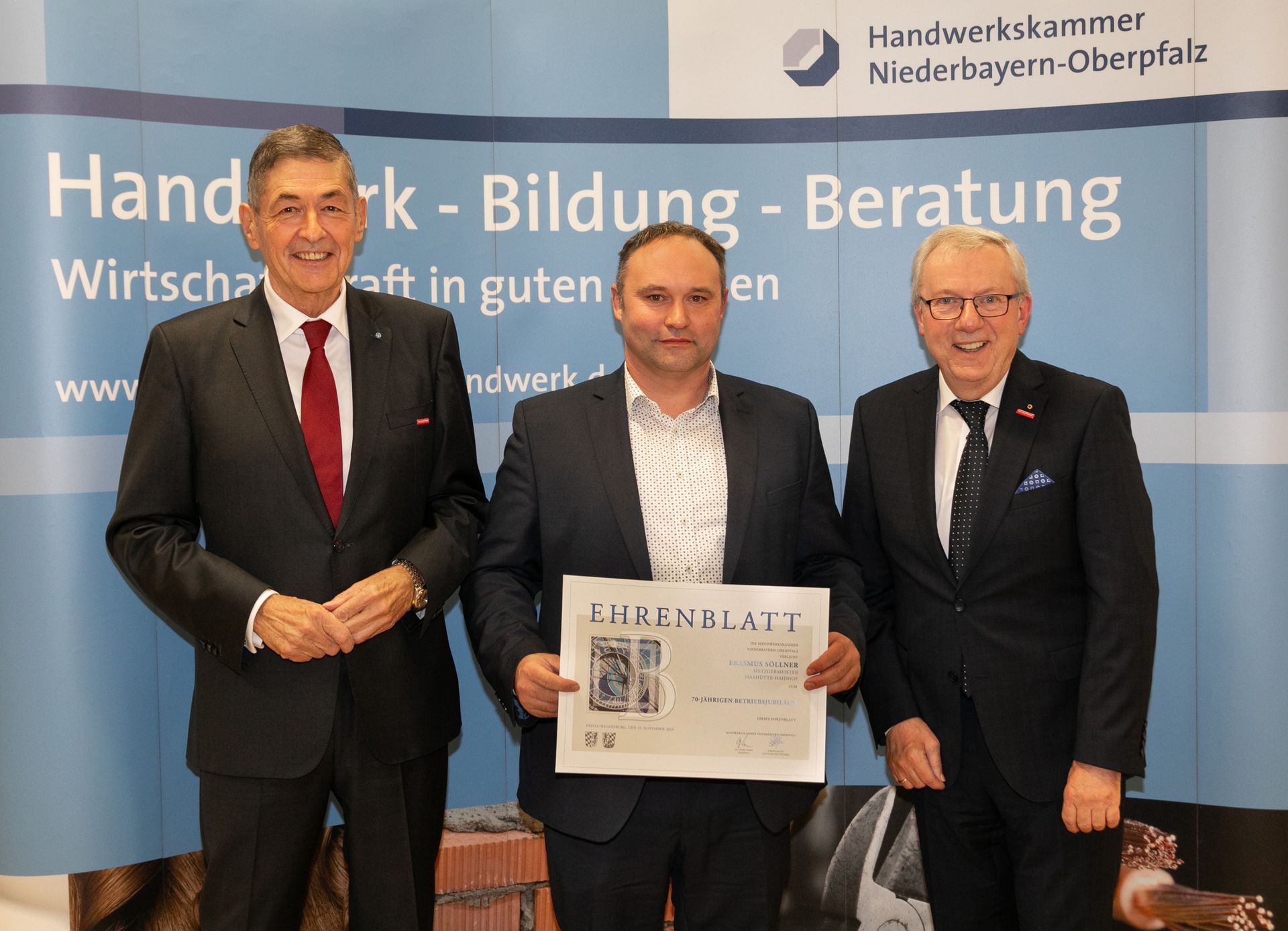 Verleihung der Erasmus-Ehrenblätter für die Söllner Metzgerei in Regensburg