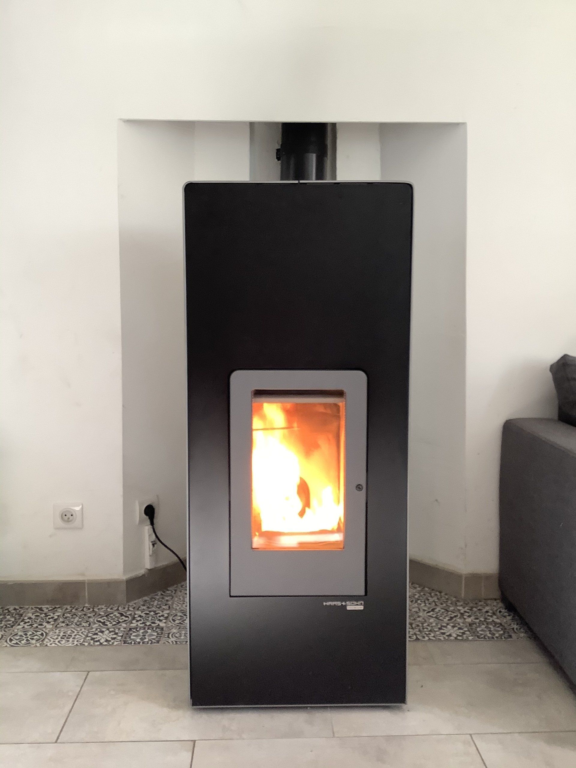 Installation de poêle à granulés