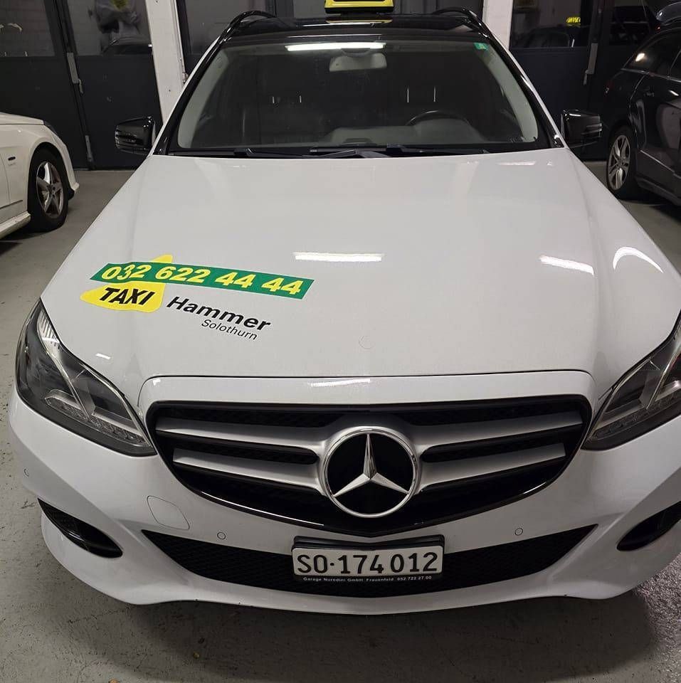 Fahrzeug von der Taxi Hammer Momo GmbH