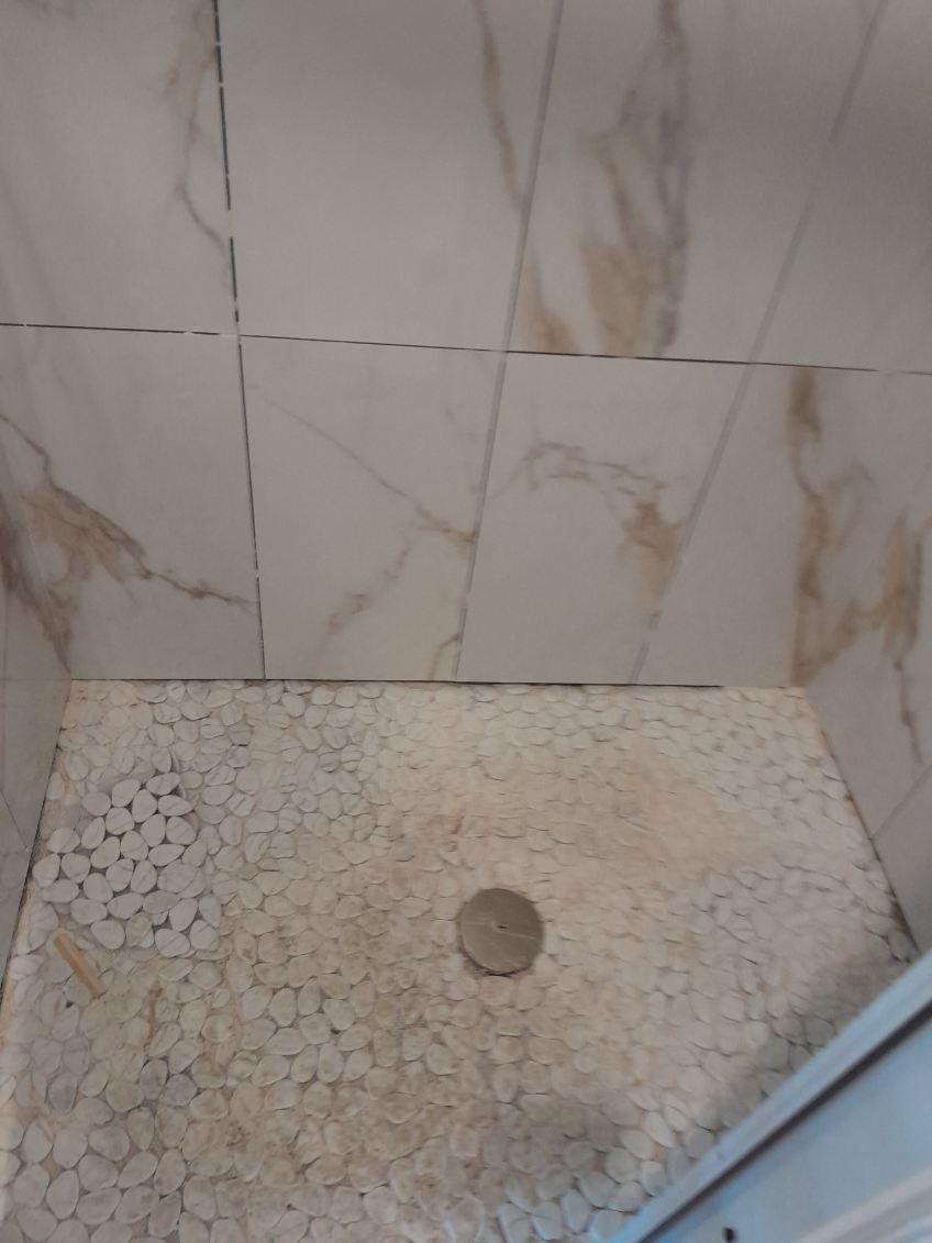 Sol d'une douche italienne