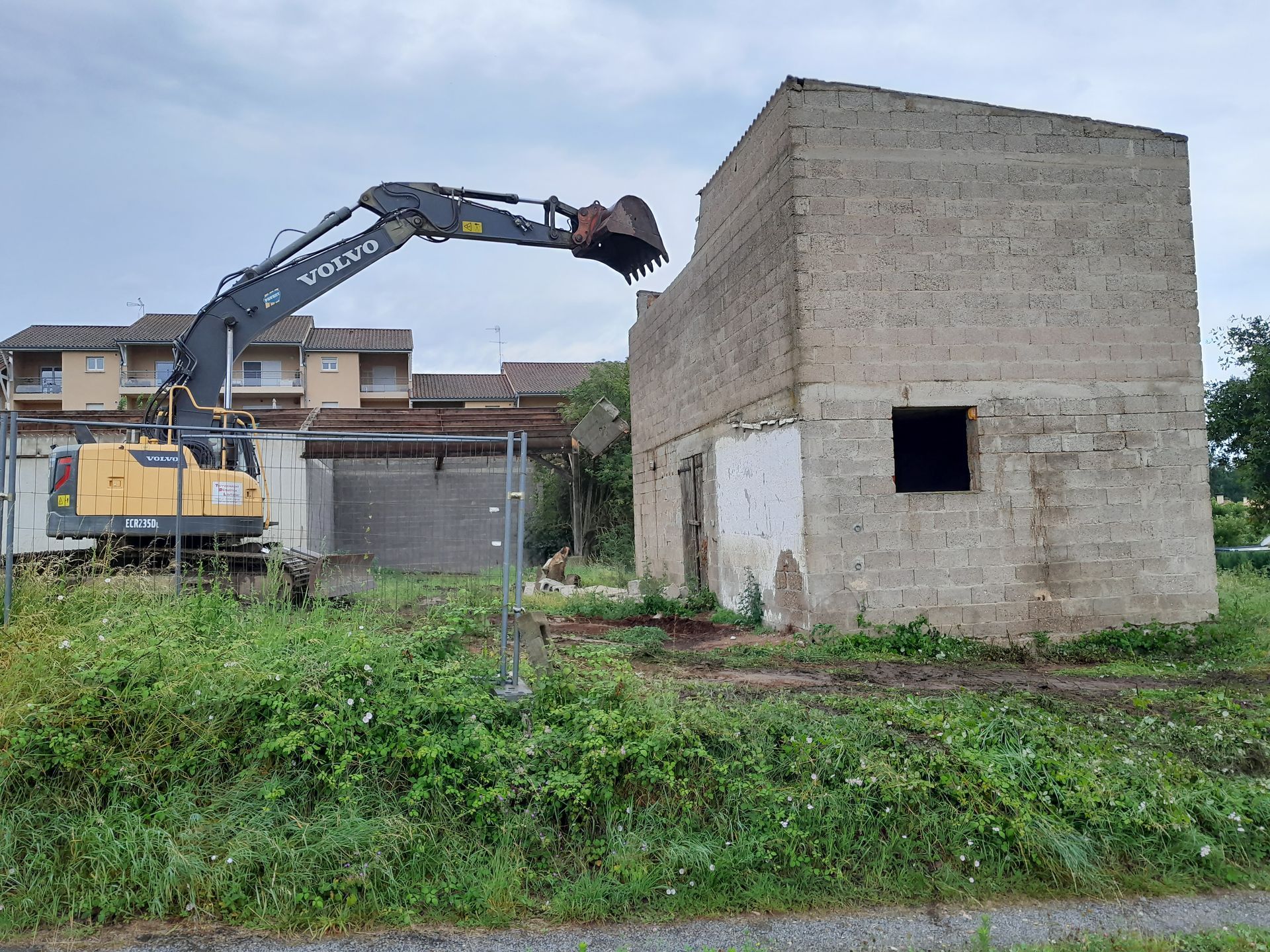 Bâtiment juste avant sa démolition