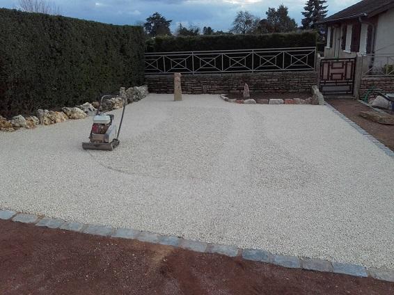 Terrassement avec gravier