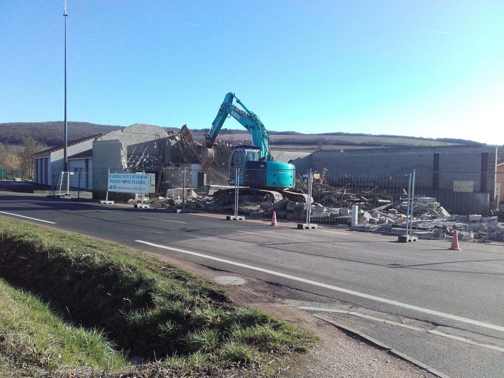 Démolition d’un bâtiment à étages