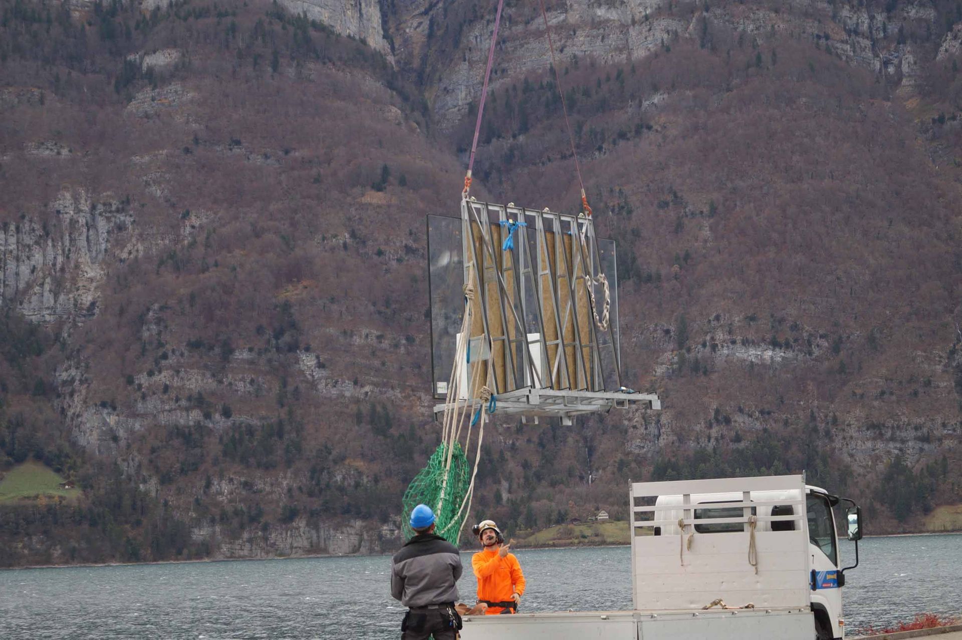 Heli Transport - Bruwild Montagen GmbH