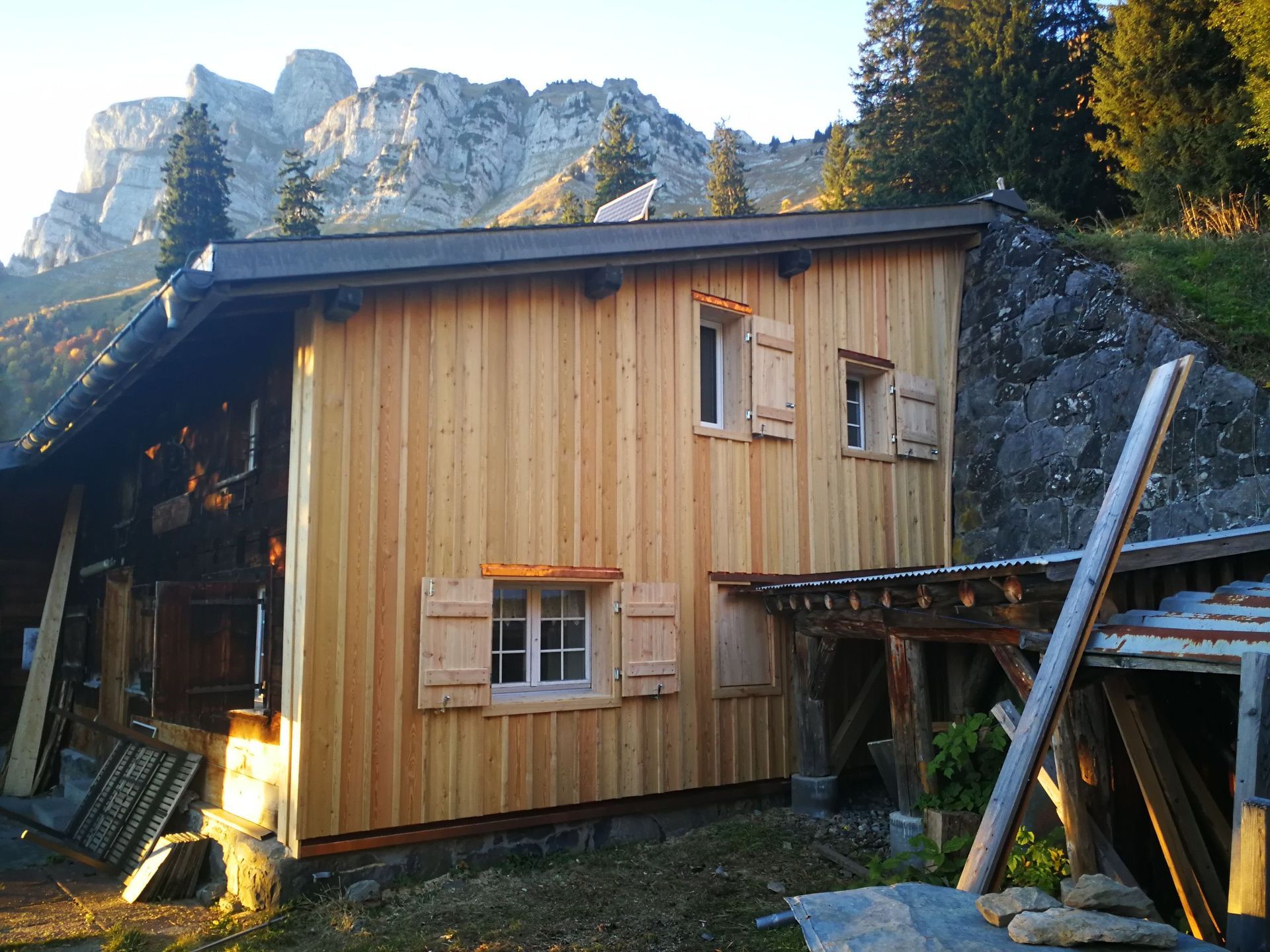 Alphütte - Bruwild Montagen GmbH