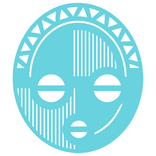 Máscara africana de color azul claro con patrones geométricos y detalles de ojos.