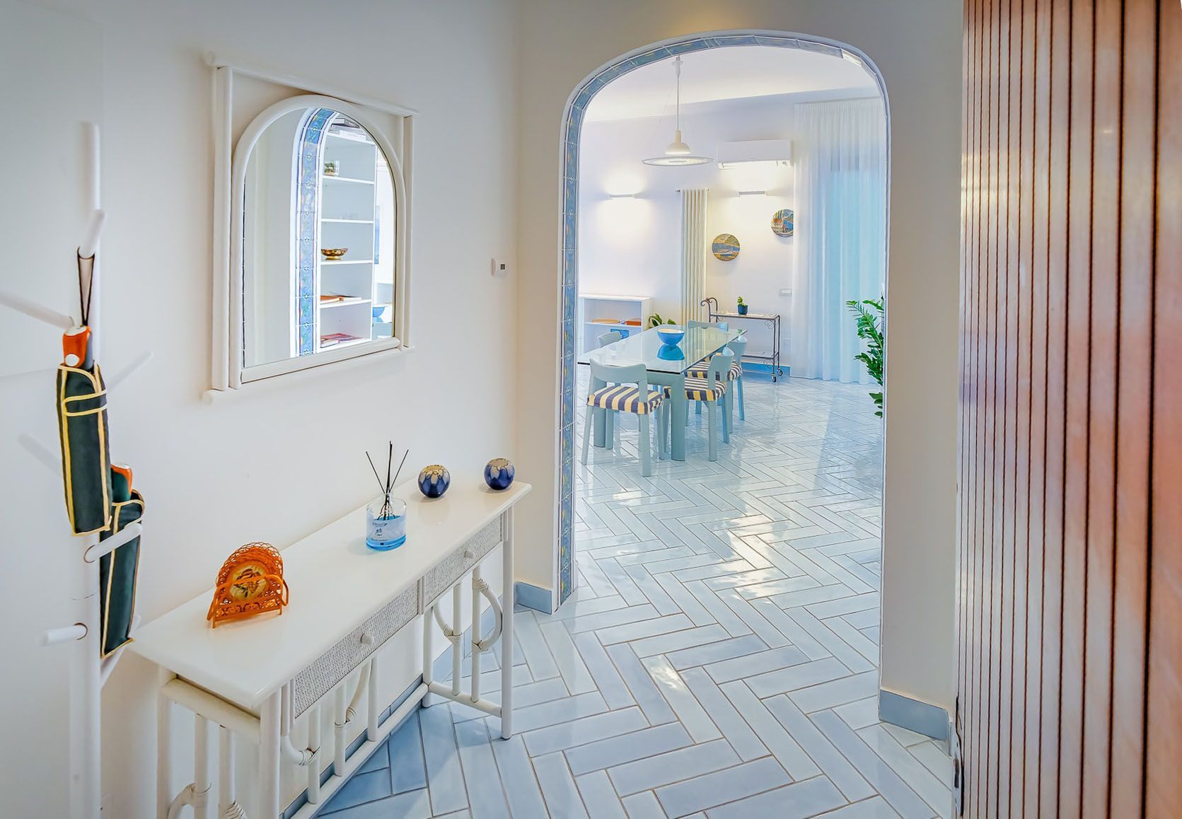 Dimora Amalfi - entrance of the apartment