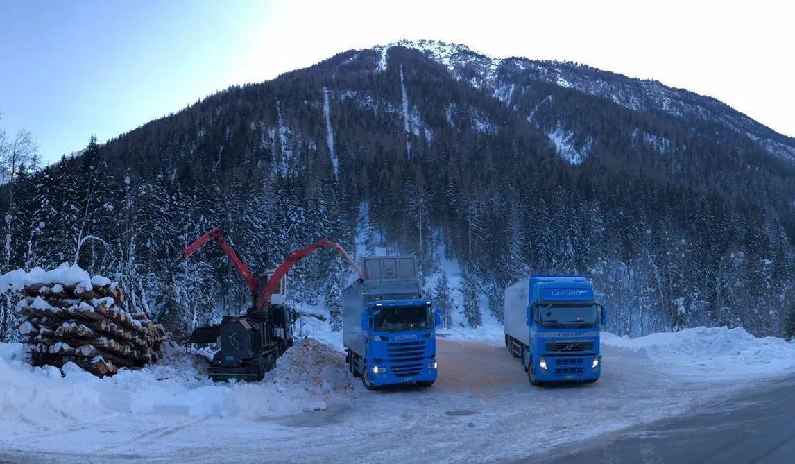 Fahrzeuge der Cantieni AG Transporte und Garage