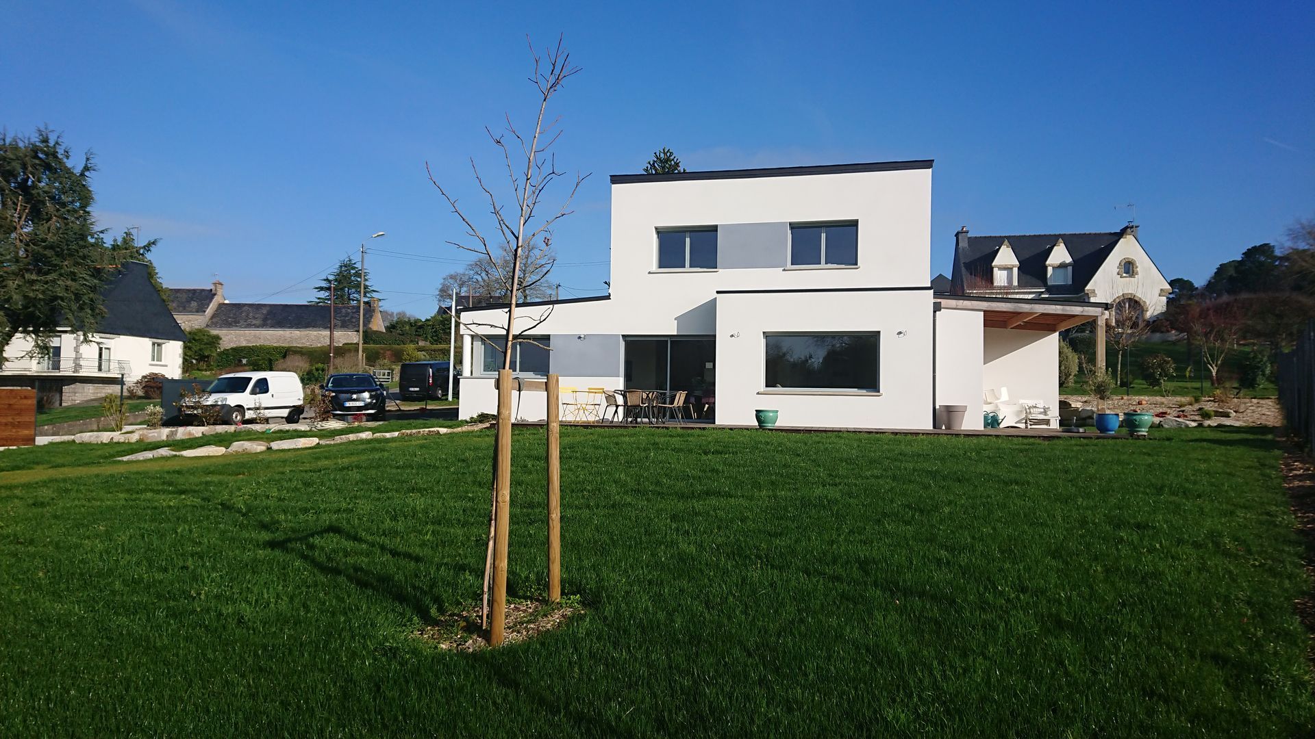 Façade de maison vue de face