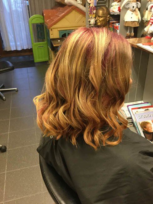 Mooi rood haar bij meisje