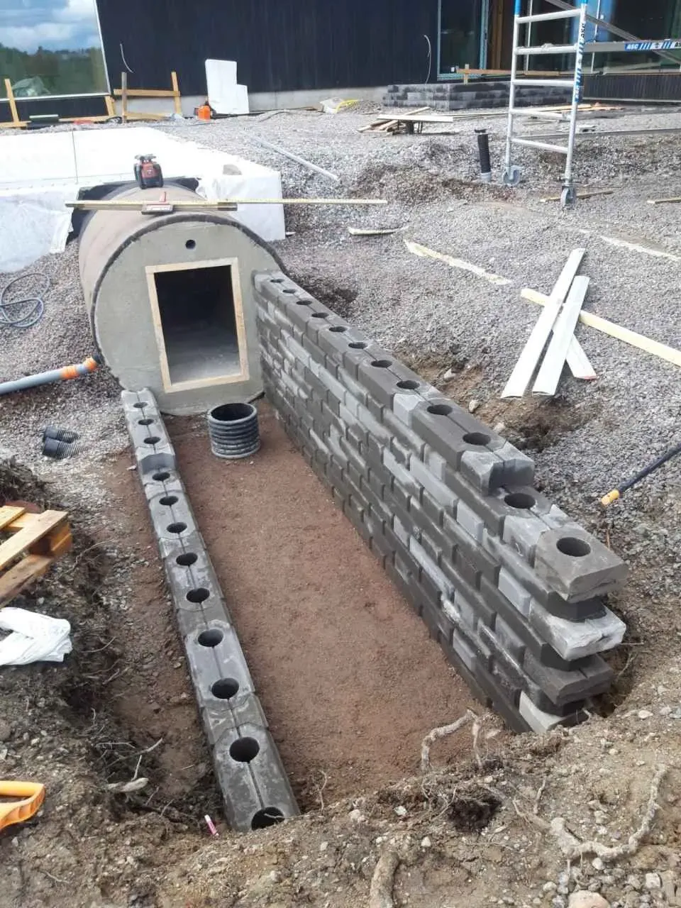 Perustusten rakennus