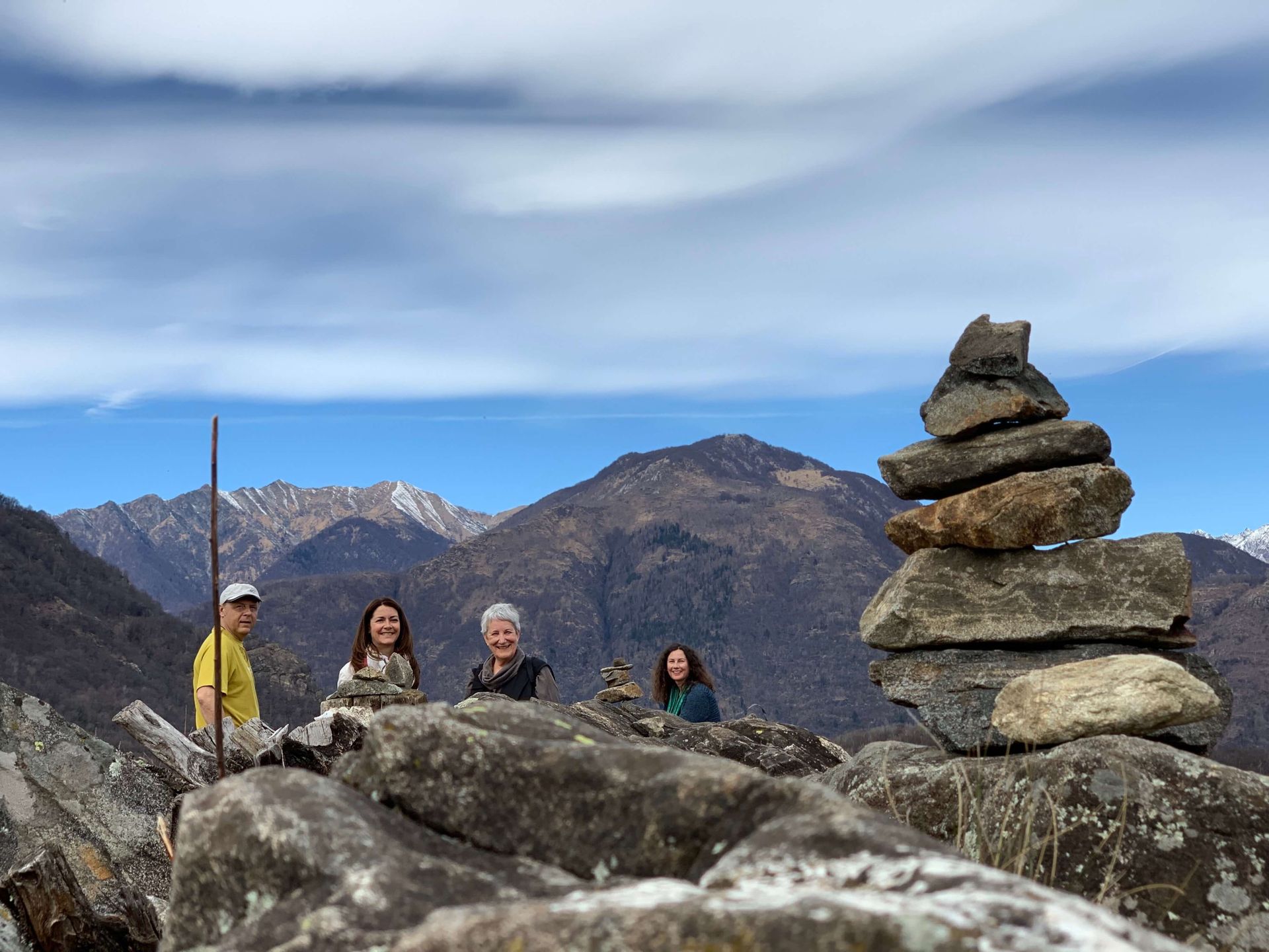 ABBRACCIA LA TUA NATURA di Cristina Calderari - Mendrisio - in cima