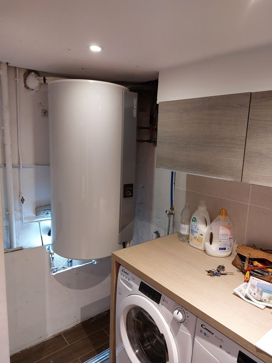 Cumulus dans une salle de bains