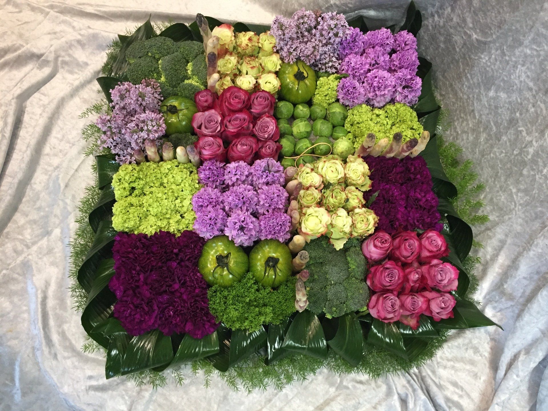 Coussin en forme carrée pour deuil