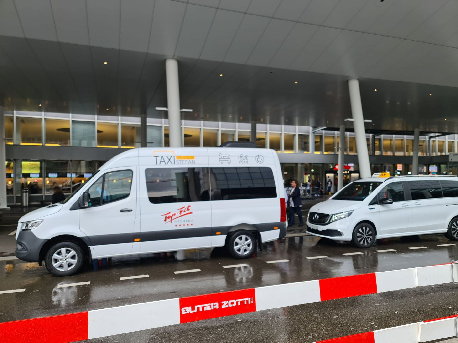 Shuttle Service - Hotel-Transfer