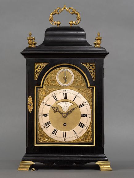 Englische Bodenstanduhr von William Gill