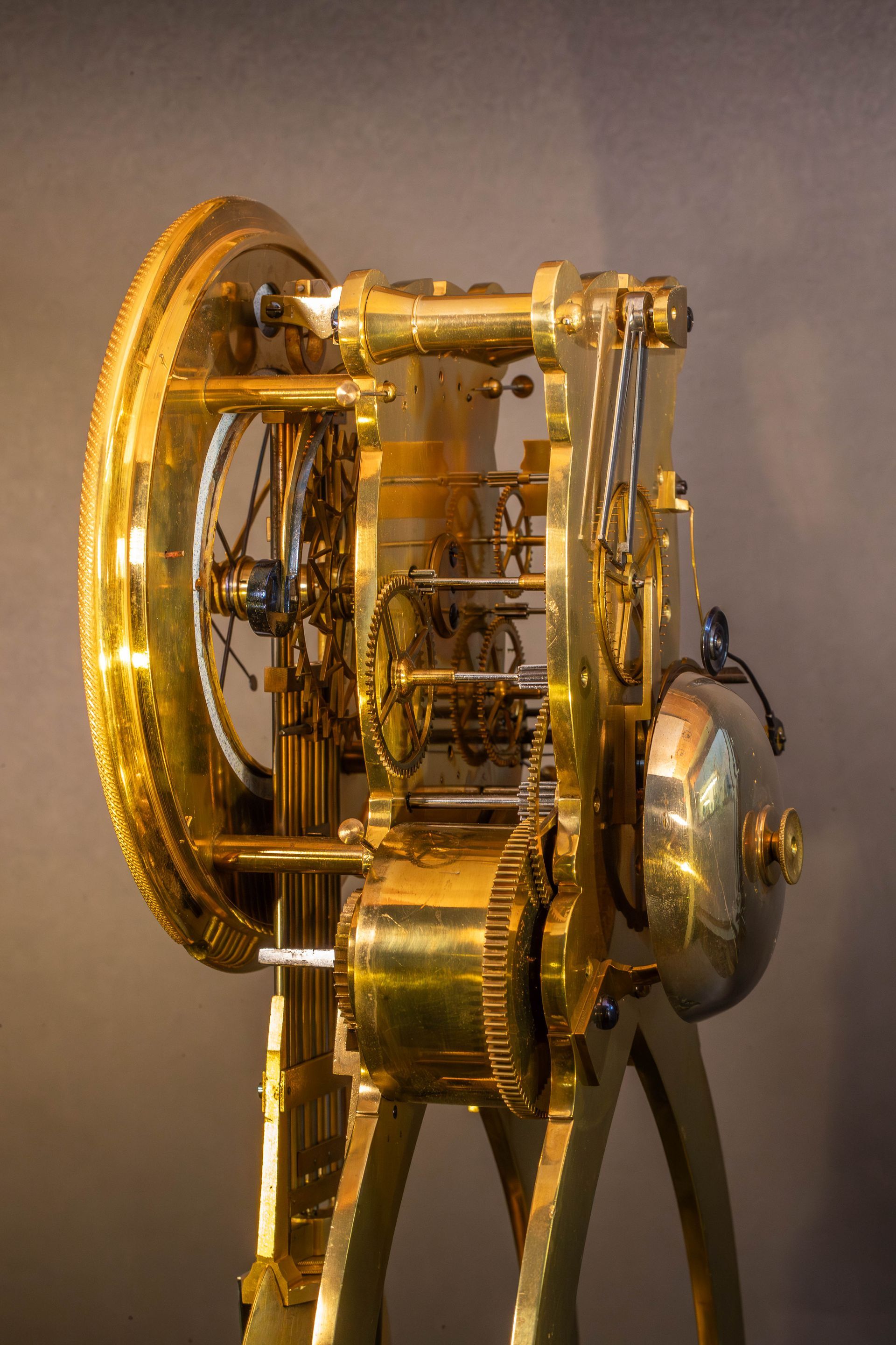 Englische Bodenstanduhr von William Gill
