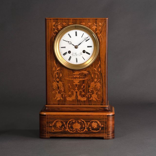 FRANZÖSISCHE TISCHUHR von Le Roy & Fils, Paris