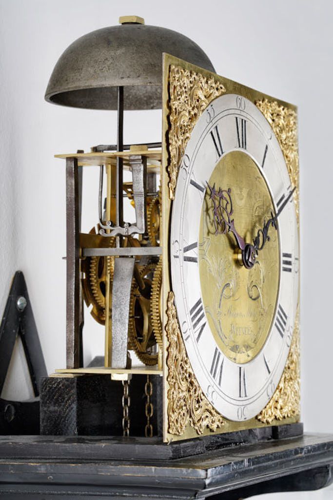 Englische Wanduhr von Thomas May