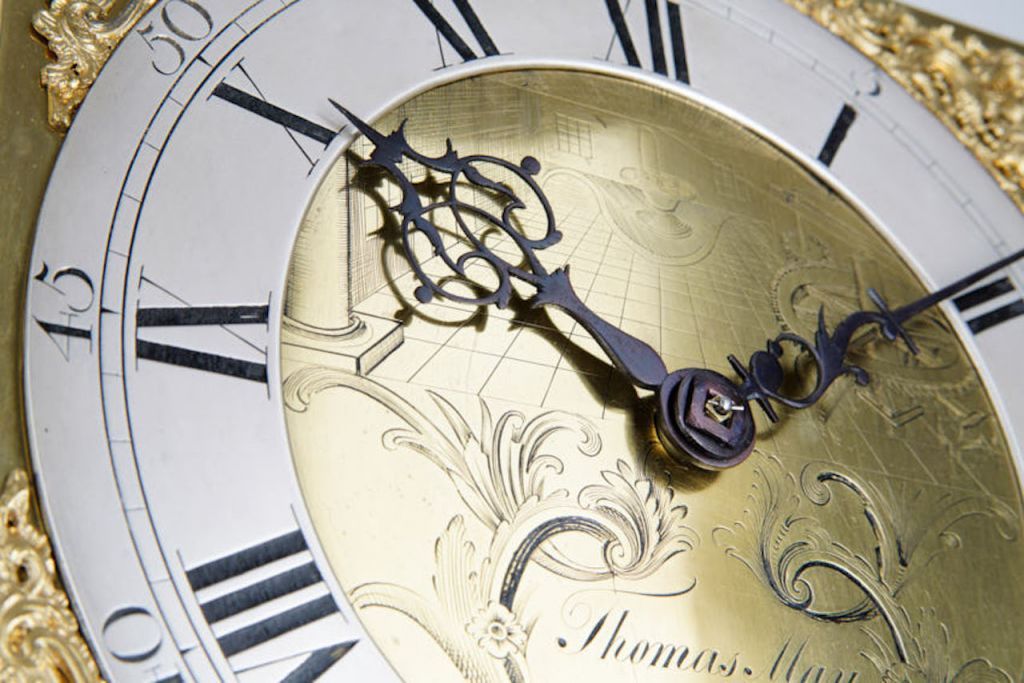 Englische Wanduhr von Thomas May