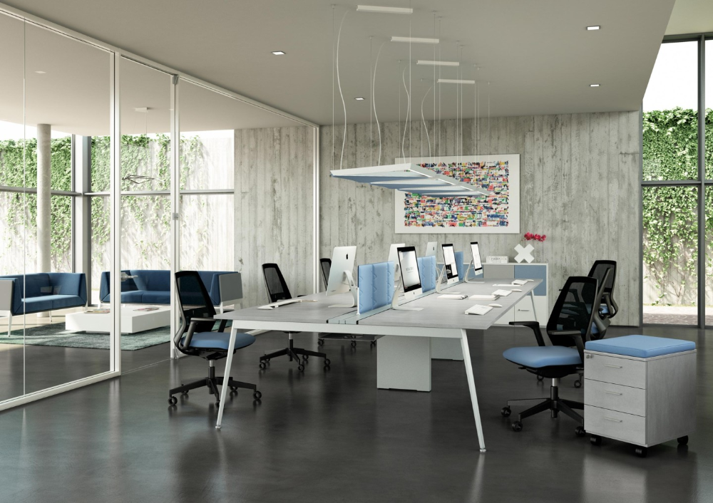 Ensemble de chaises et table de bureau