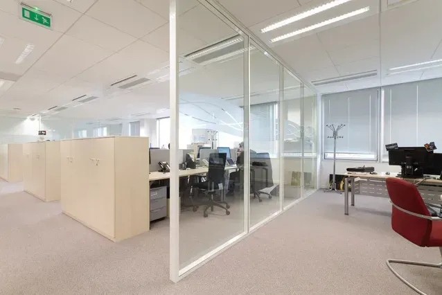 Cloisons amovibles alu blanches