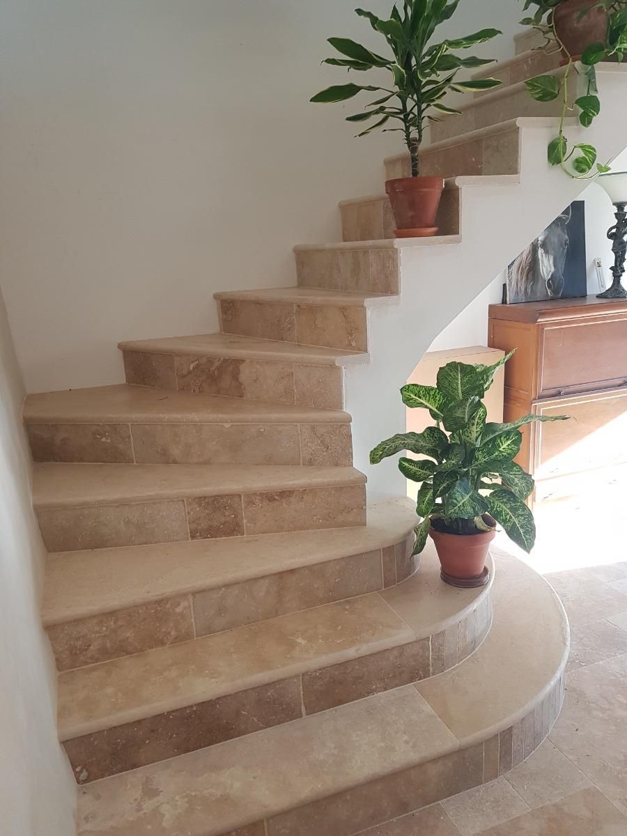 Carrelage posé sur un escalier