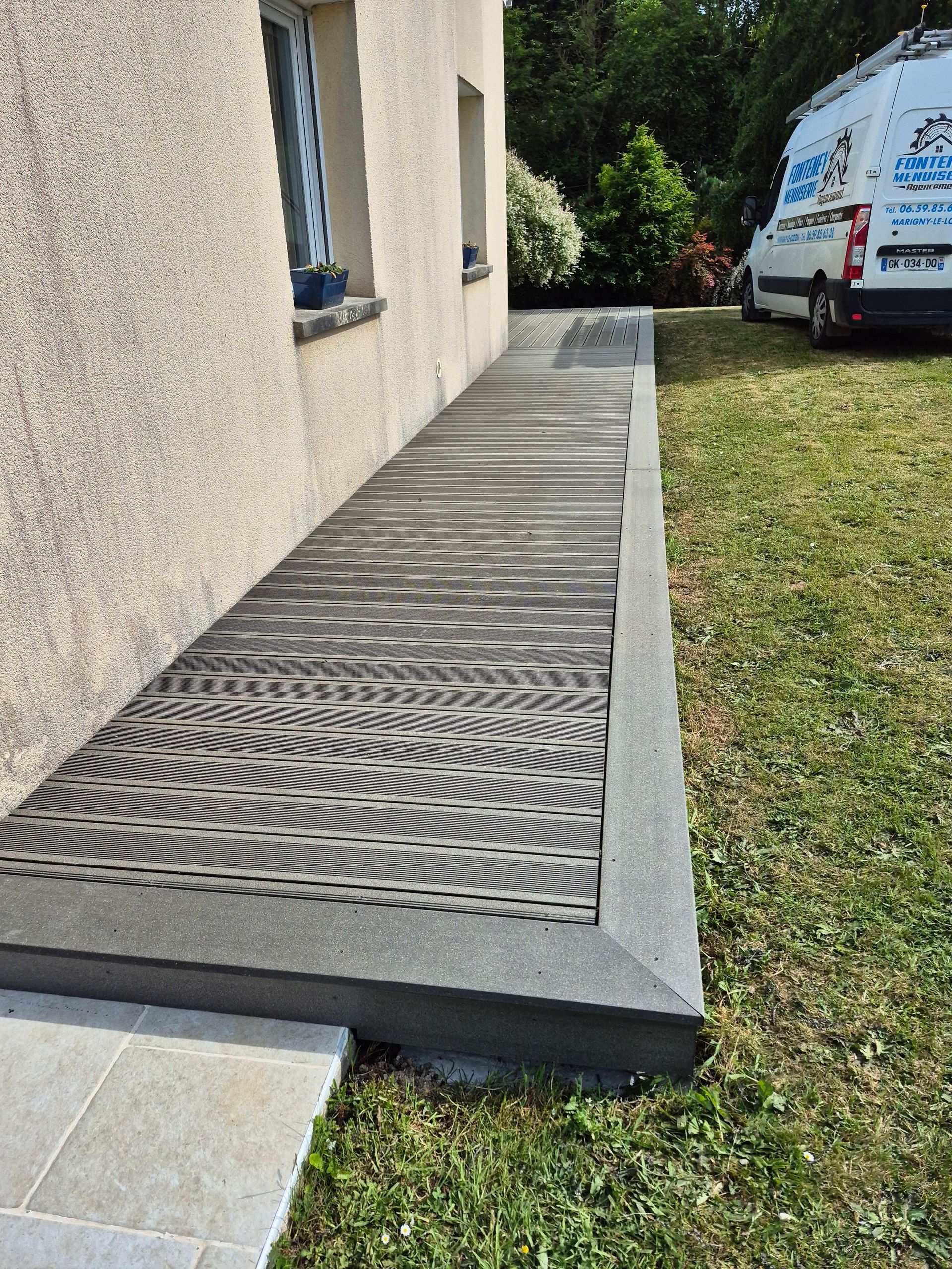Protection d'une lame de terrasse en bois