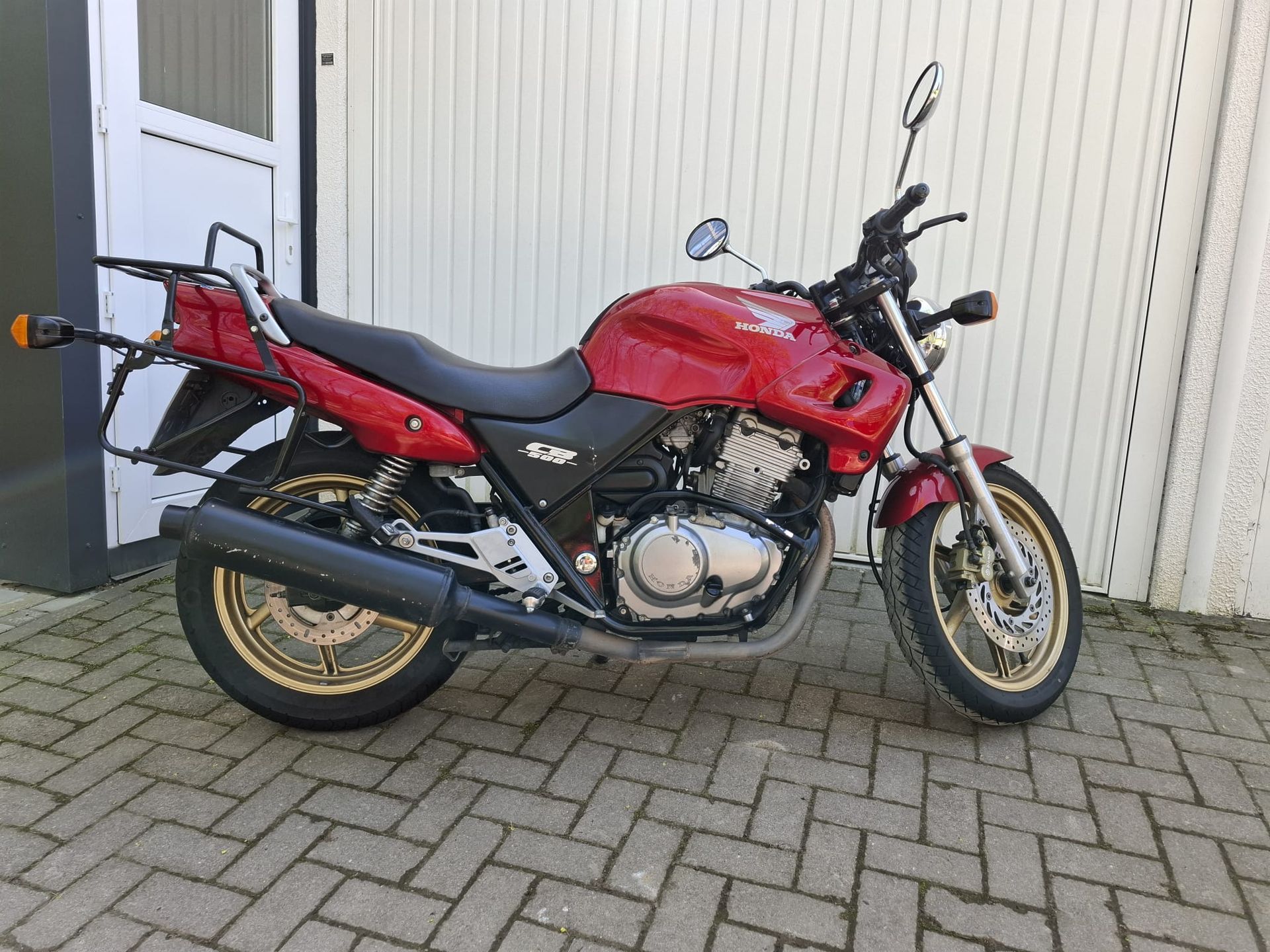 Mittelschweres Motorrad