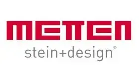 Rotes „METTEN“-Logo über „stein+design“ in Grau.