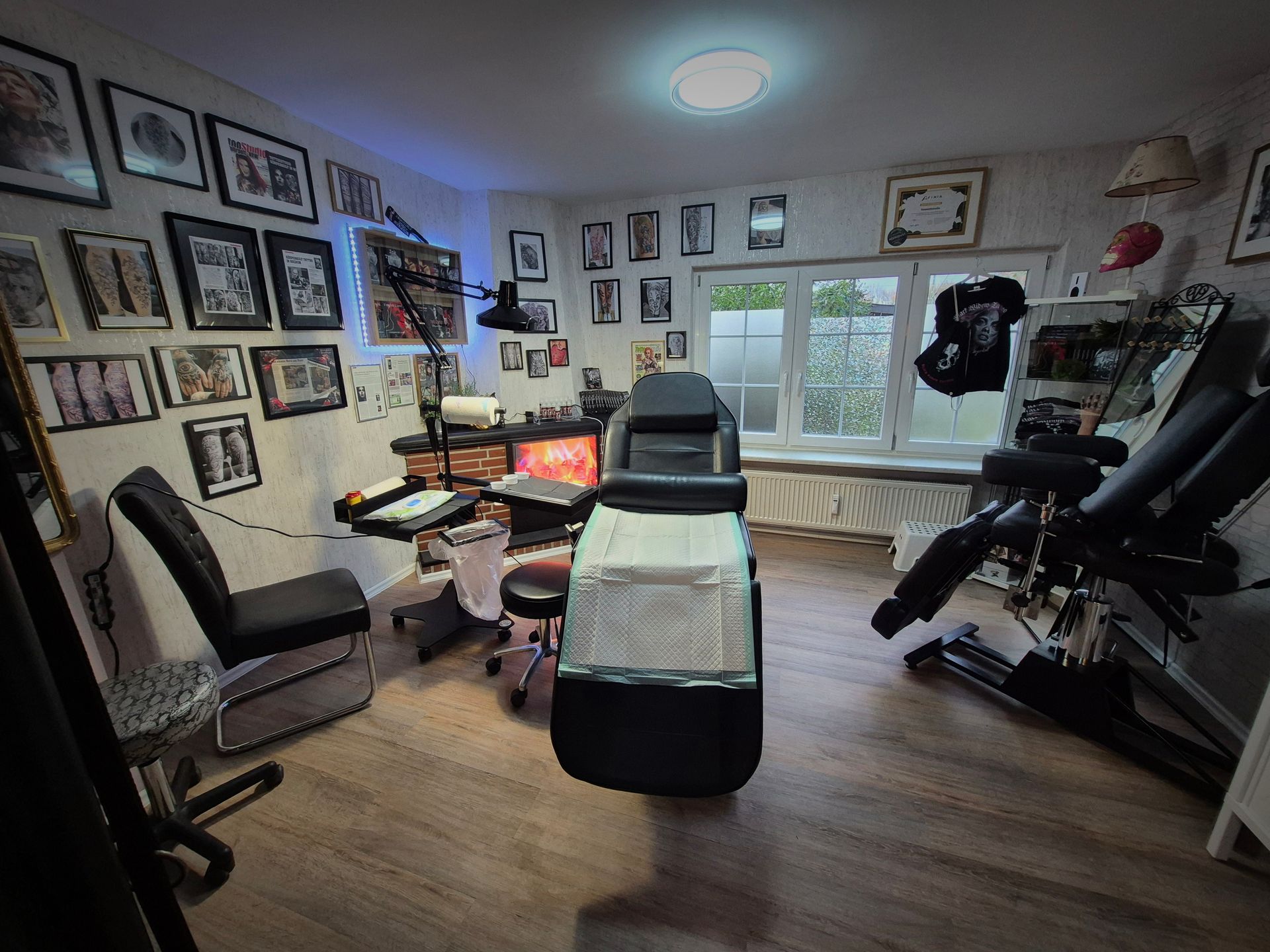 Innenansicht Studio | Black Widow Tattoo & Körperkult