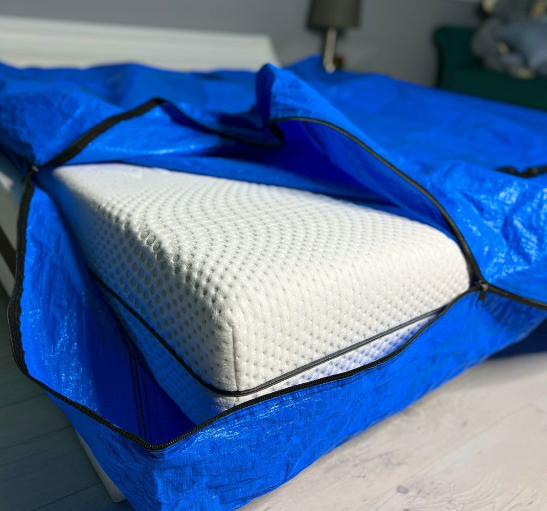 Wiederverwertbare Matratzenhülle, speziell verwendet von unserem Umzugsunternehmen Hildesheim