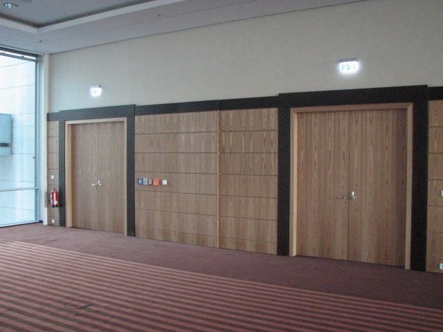 Innenausbau – Wandverkleidung Jolly Hotel Berlin