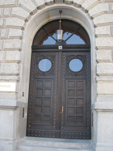 Aufarbeitung von Außentüren – Hotel de Rome Berlin