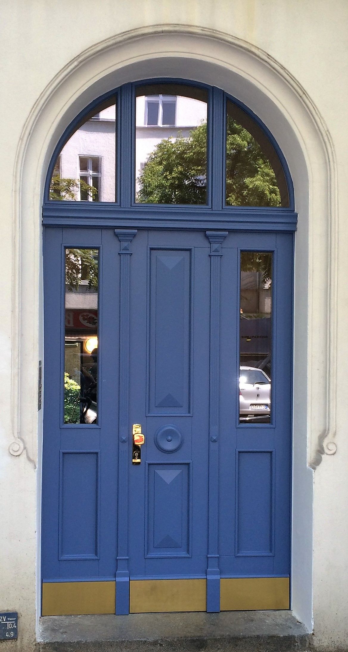 Neuherstellung von Außentüren – Dickhardtstraße Berlin