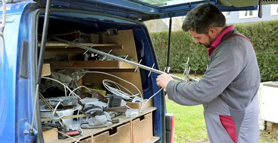 Préparation de matériel de réception TNT