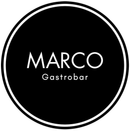 Logotipo en blanco y negro: texto "MARCO Gastobar" dentro de un c&iacute;rculo negro con borde blanco.