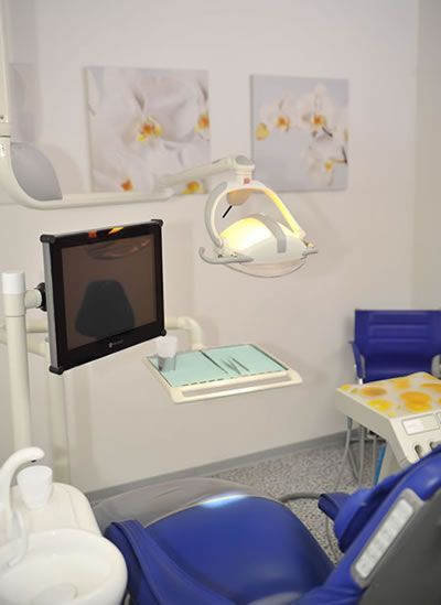 Dr. med. dent. J. Schneider