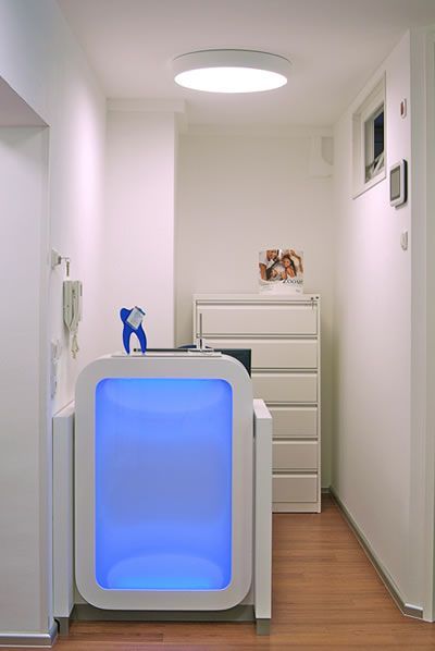 Dr. med. dent. J. Schneider