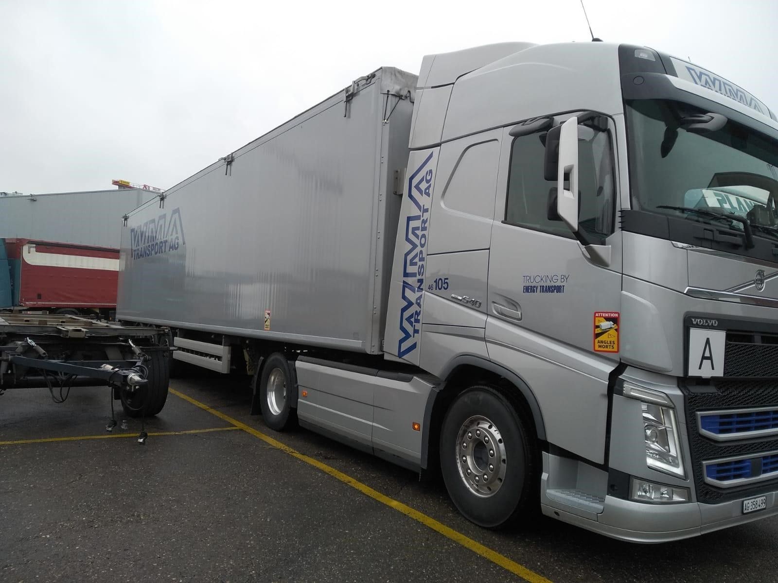 Energy Transport AG LKW weiß silber