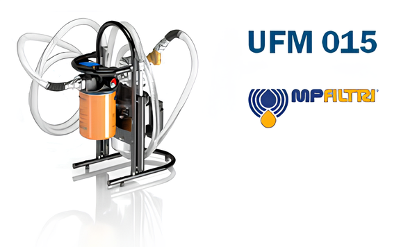 Système de filtration UFM 015 avec filtre, tubes et logo sur fond blanc.