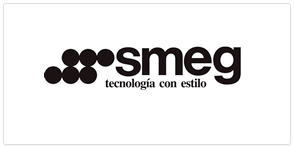 Un logotipo de Smeg en blanco y negro sobre un fondo blanco