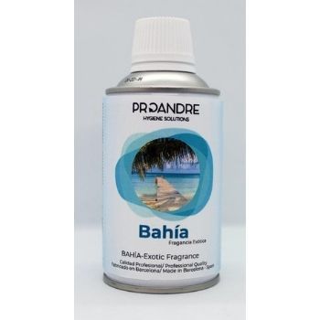 Auf einem Tisch steht eine Flasche exotisches Bahia-Parfüm.