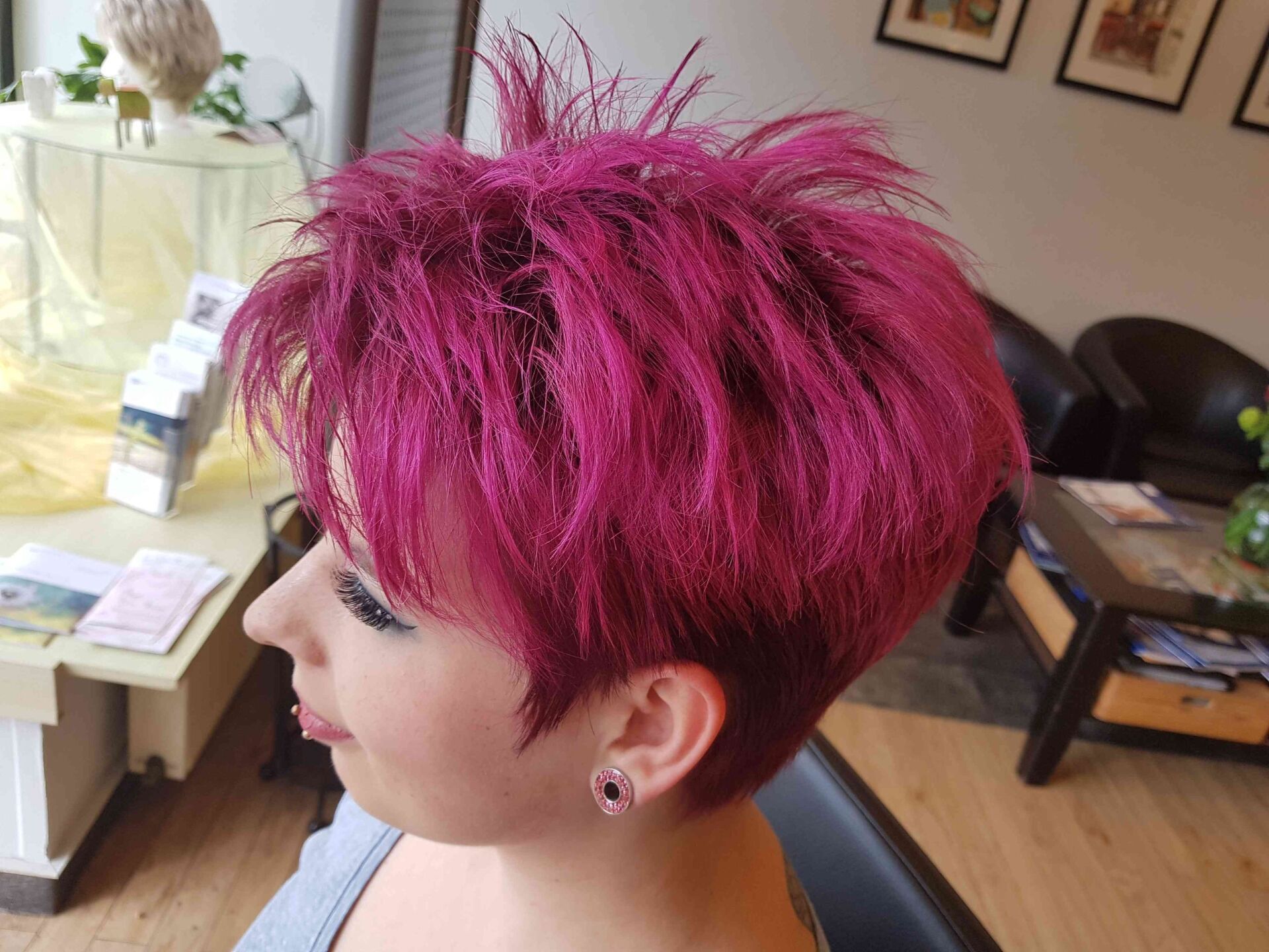 Pink Haarschnitt Friseur Trint Inh. Rüdiger Trint