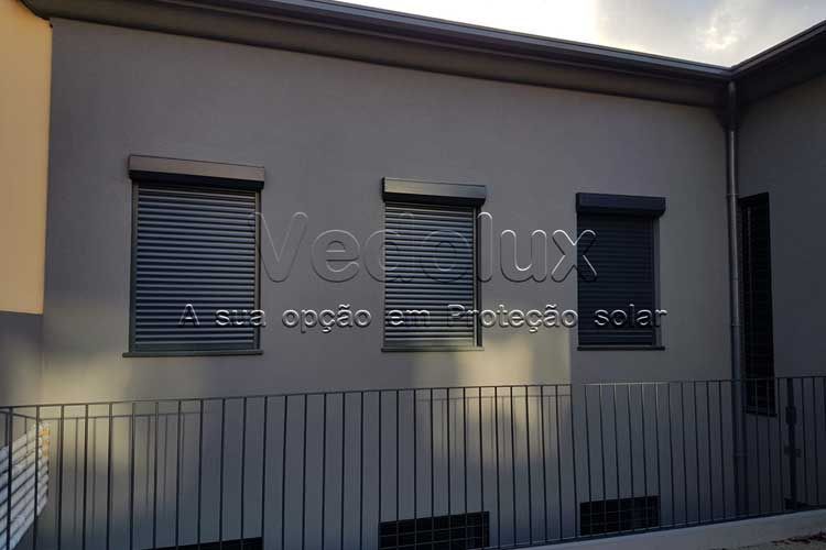 estores, todos e persianas em Gaia, Porto