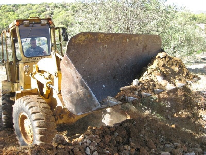 Χωματουργικές εργασίες - ΓΚΑΡΟΣ ΙΩΑΝΝΗΣ