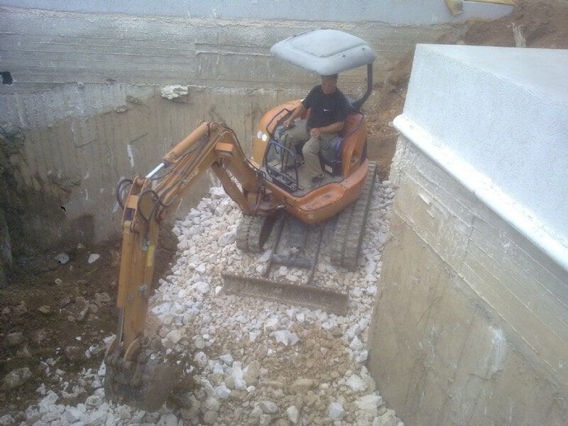 Χωματουργικές εργασίες - ΓΚΑΡΟΣ ΙΩΑΝΝΗΣ