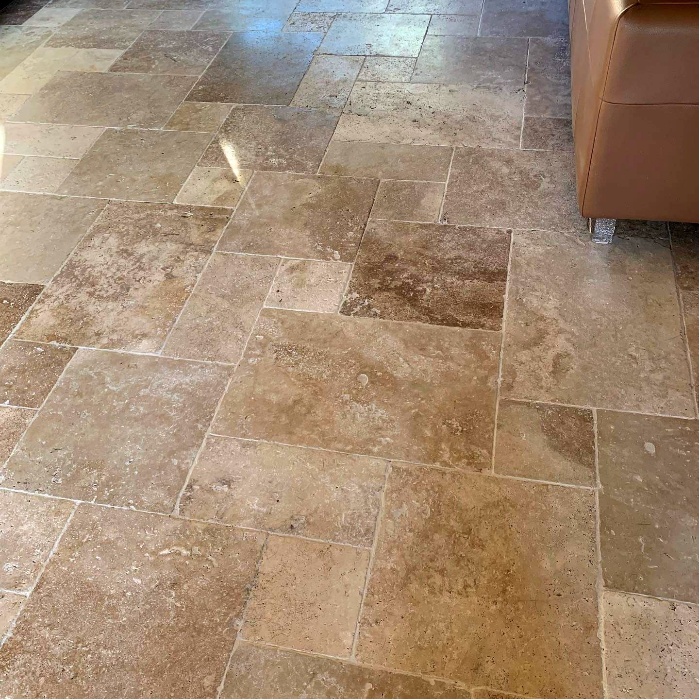 Sol en dalles de terre cuite 01